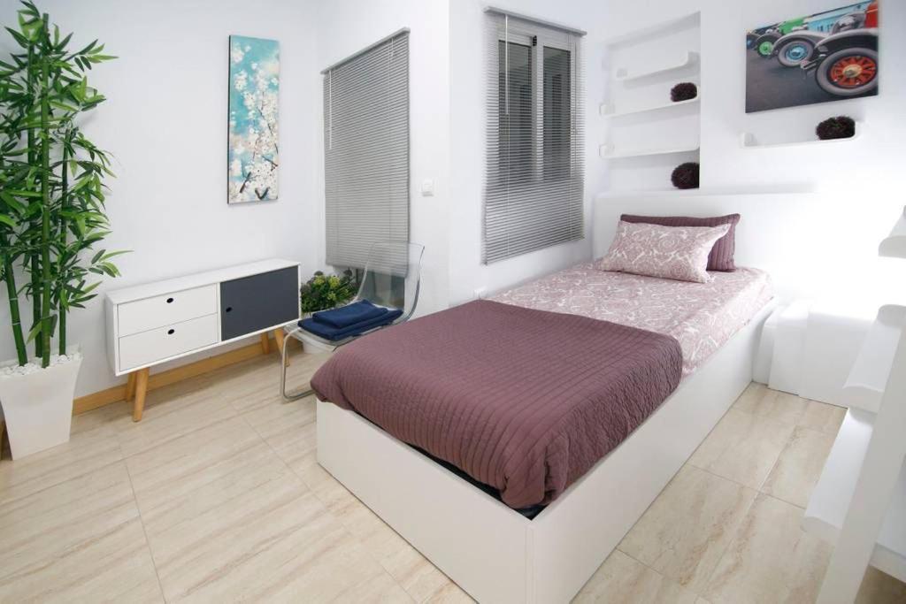 Apartamentos Puerto Nova Картахена Экстерьер фото