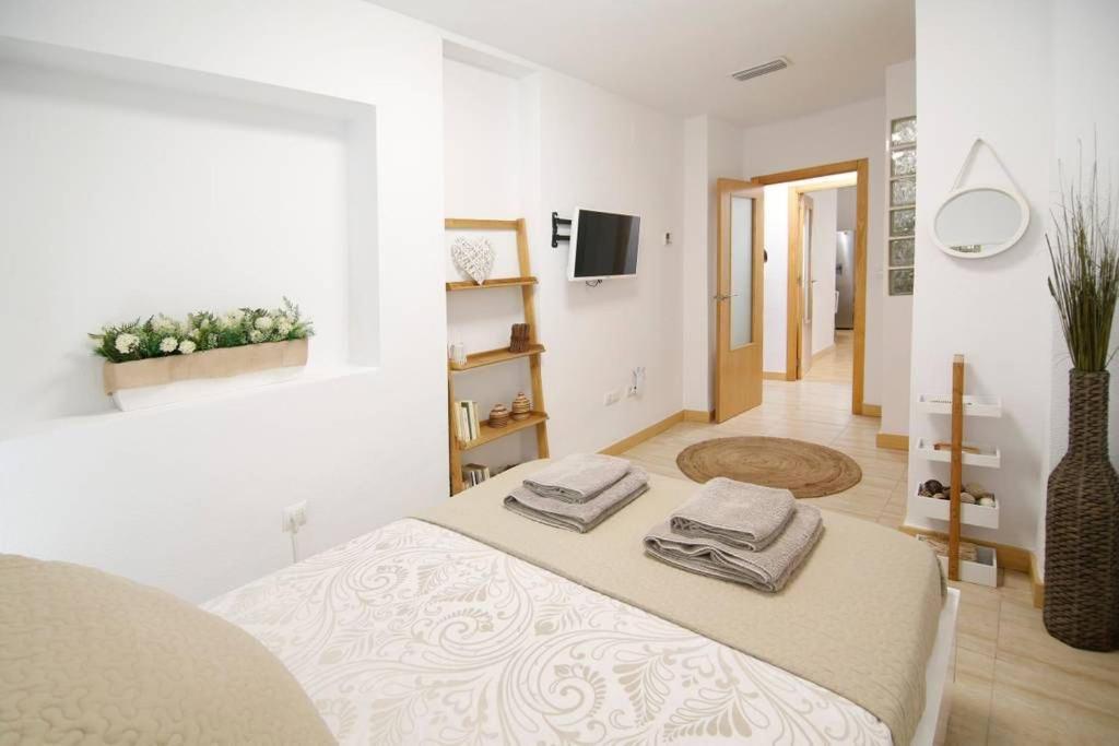 Apartamentos Puerto Nova Картахена Экстерьер фото